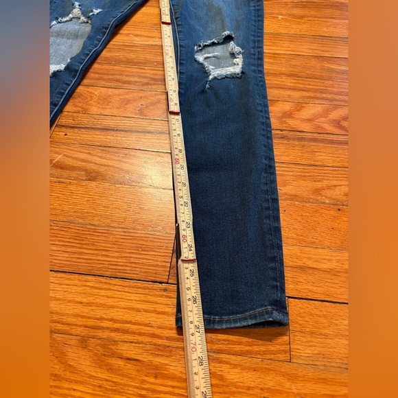 American Eagle 360° Next Level Stretch Jeans - Picture 2 of 5